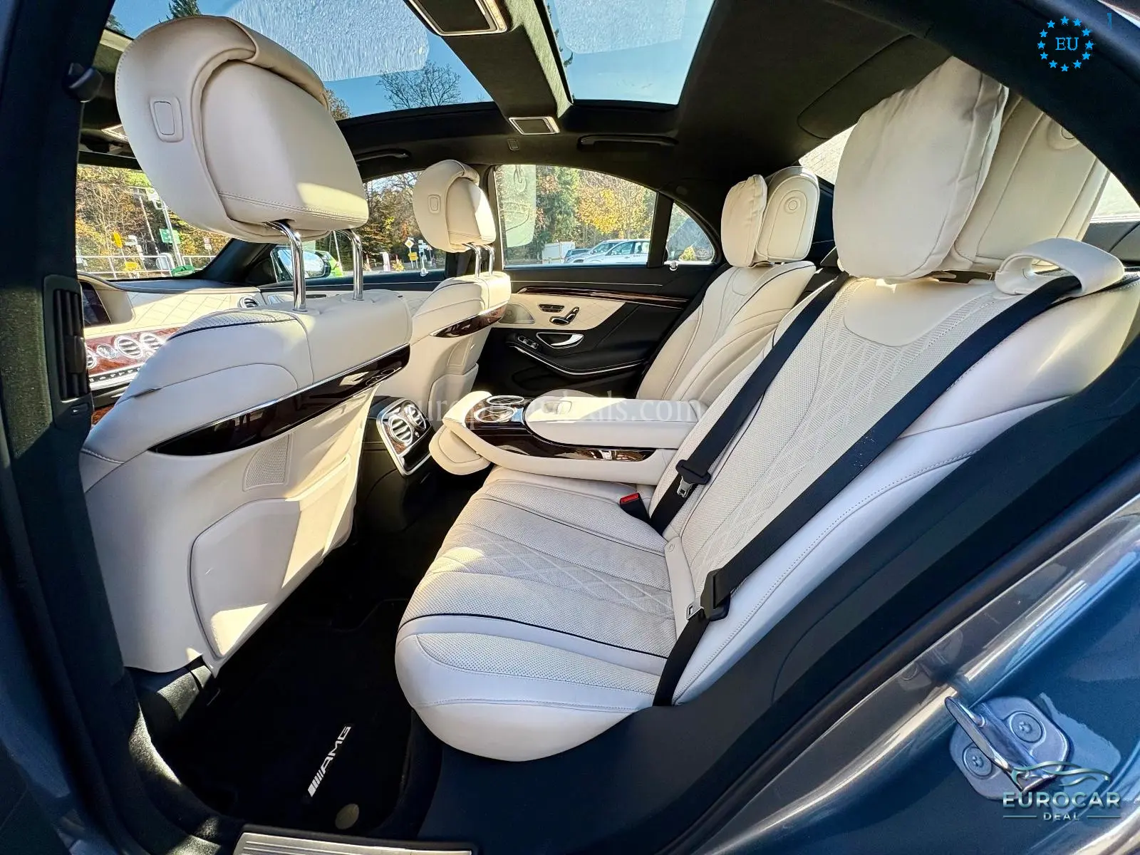 Mercedes-Benz S 560