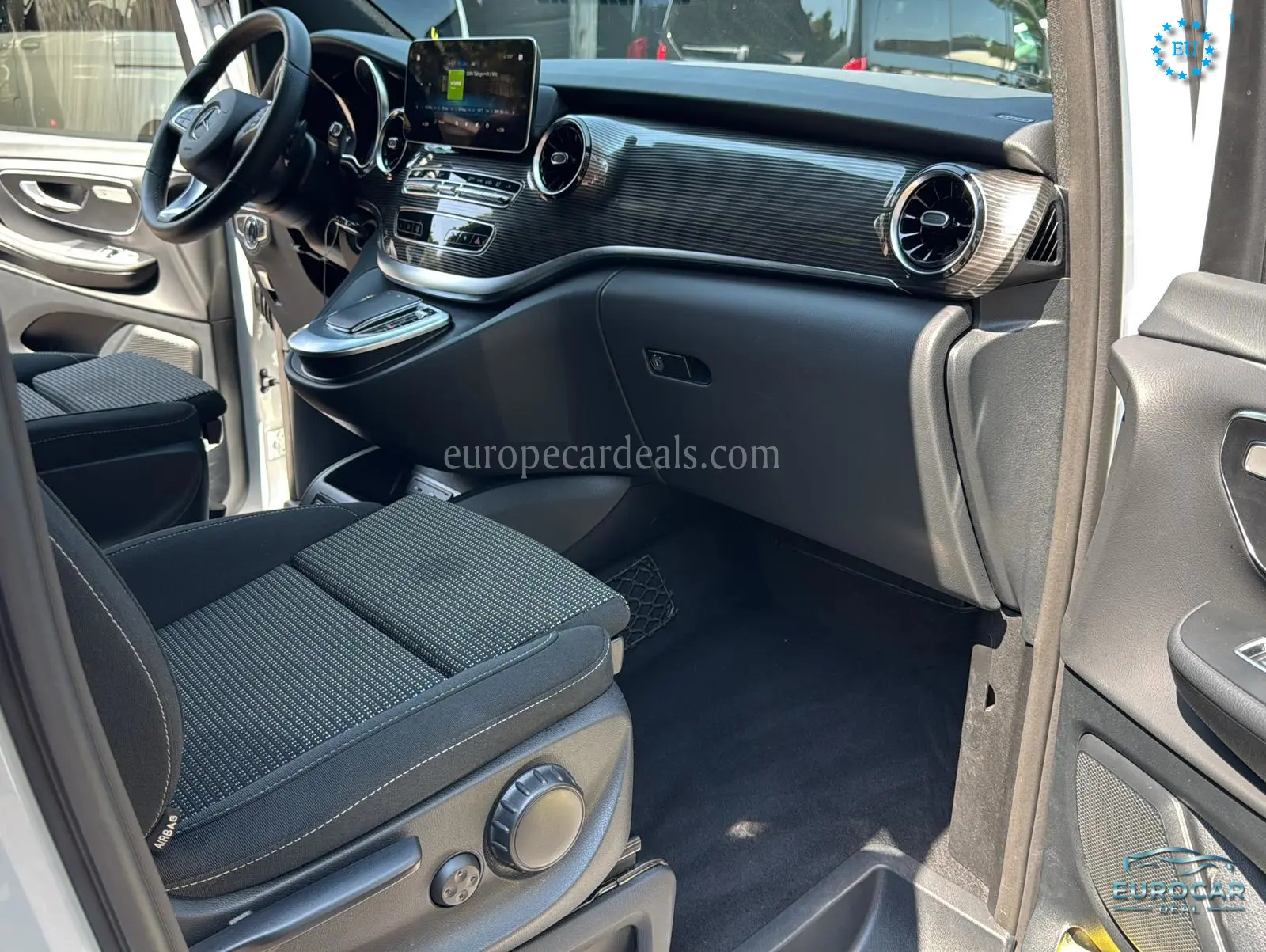 Mercedes-Benz V 220