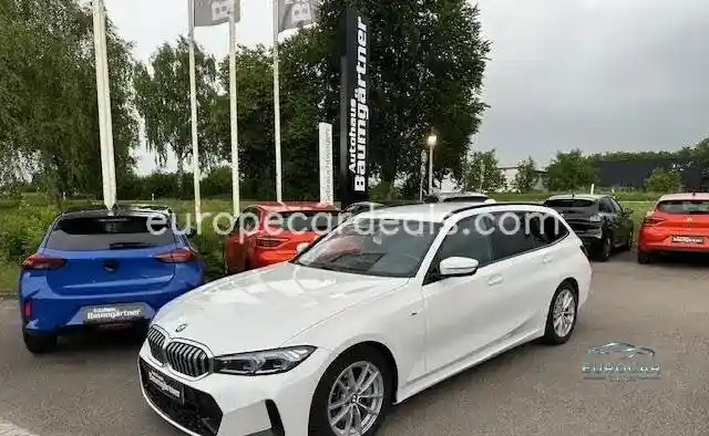 BMW 330