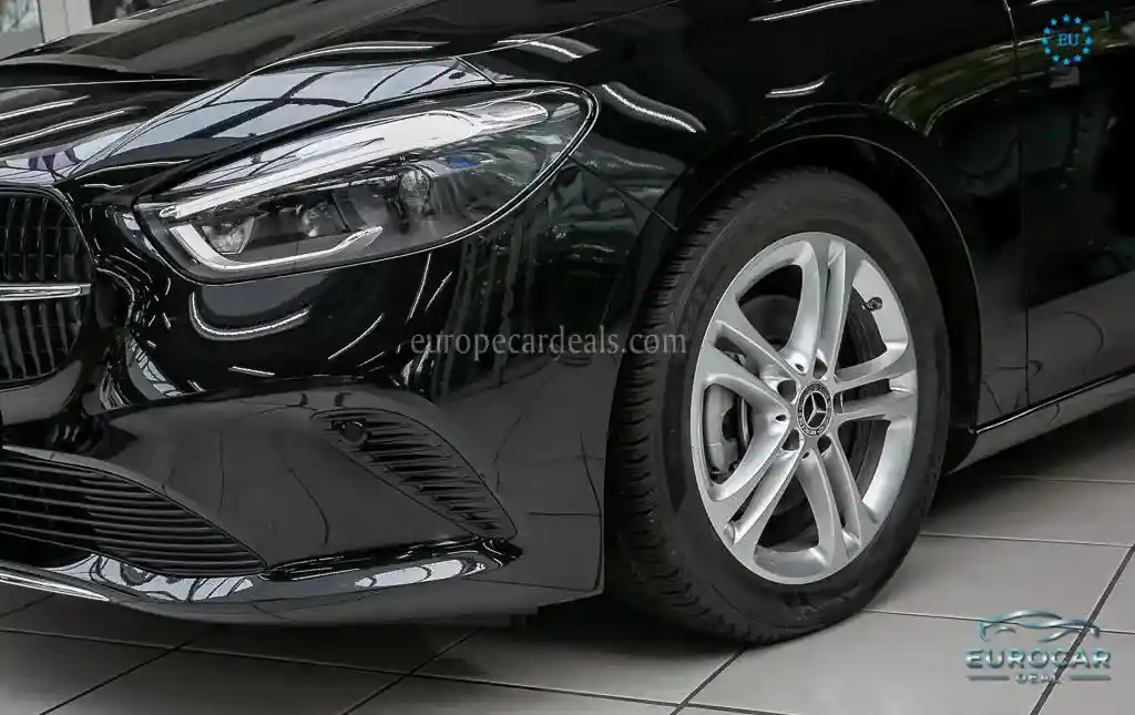 Mercedes-Benz B 200
