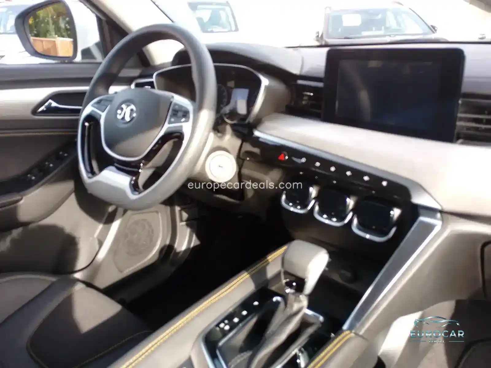 BAIC Senova X35