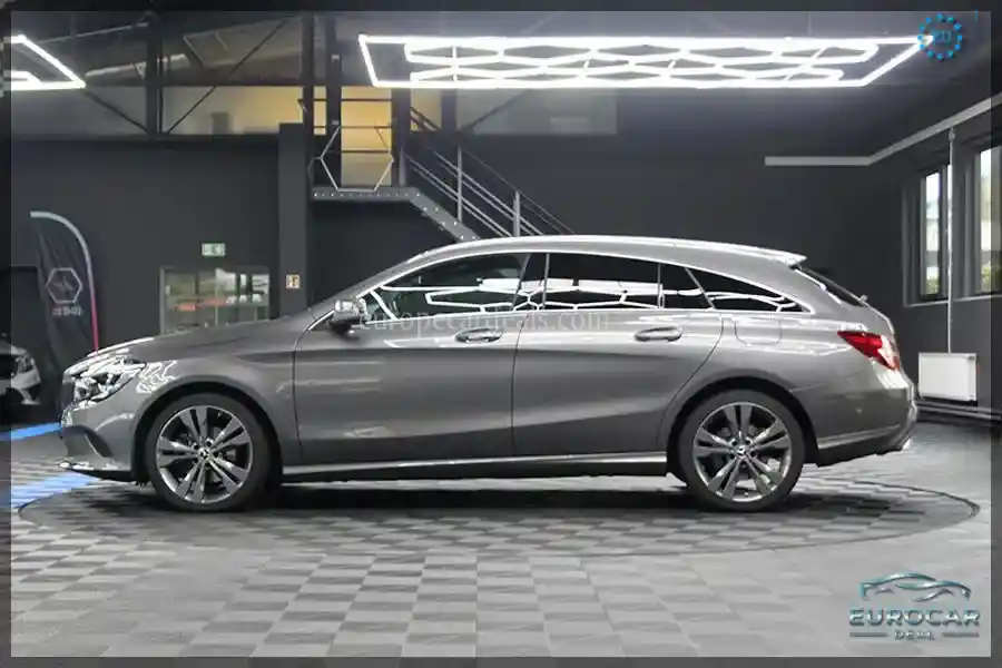 Mercedes-Benz CLA 220 Shooting Brake