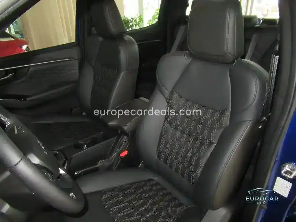 Double Cab 4WD Autm. LSE (MJ24)
