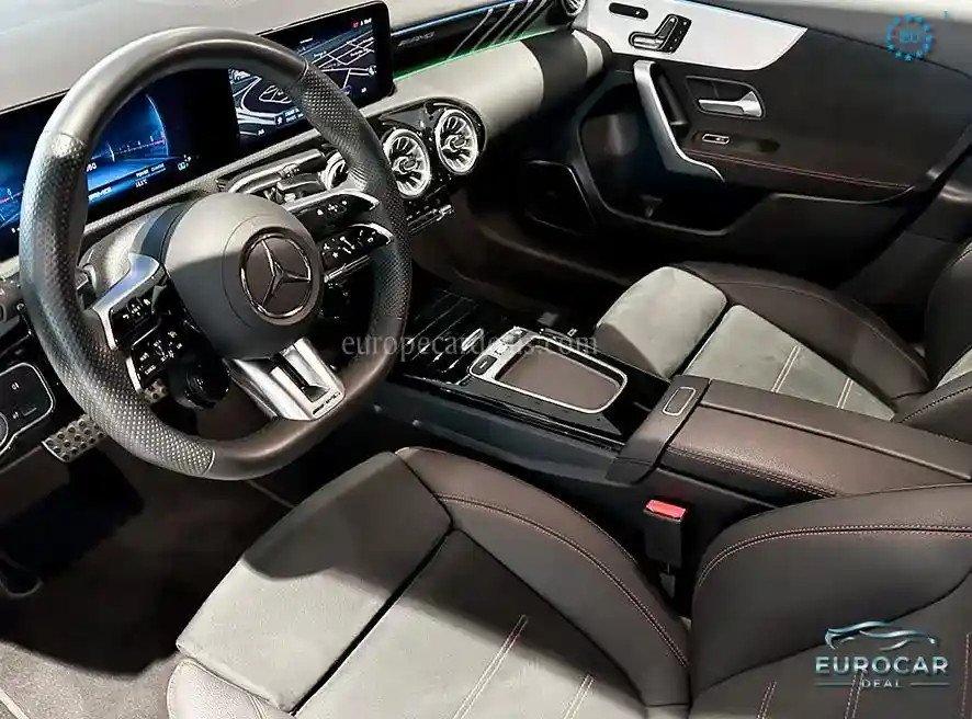 Mercedes-Benz A 35 AMG