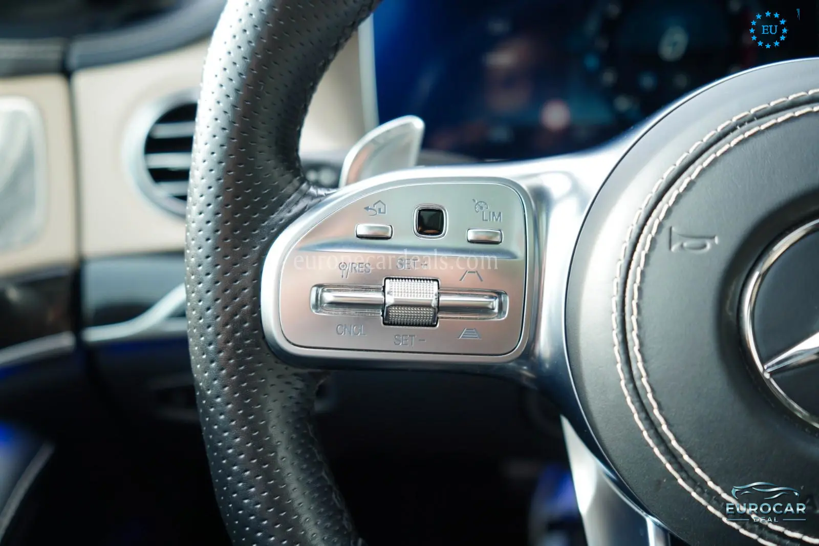 Mercedes-Benz S 560
