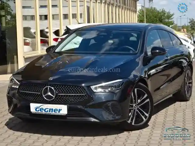 Mercedes-Benz CLA 200 Shooting Brake