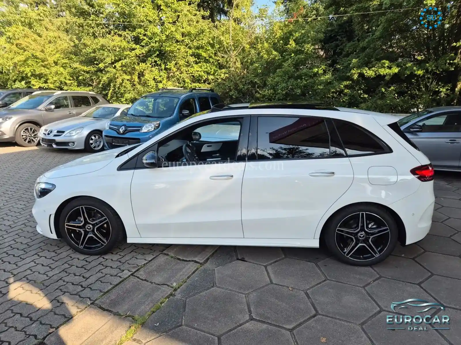 Mercedes-Benz B 200