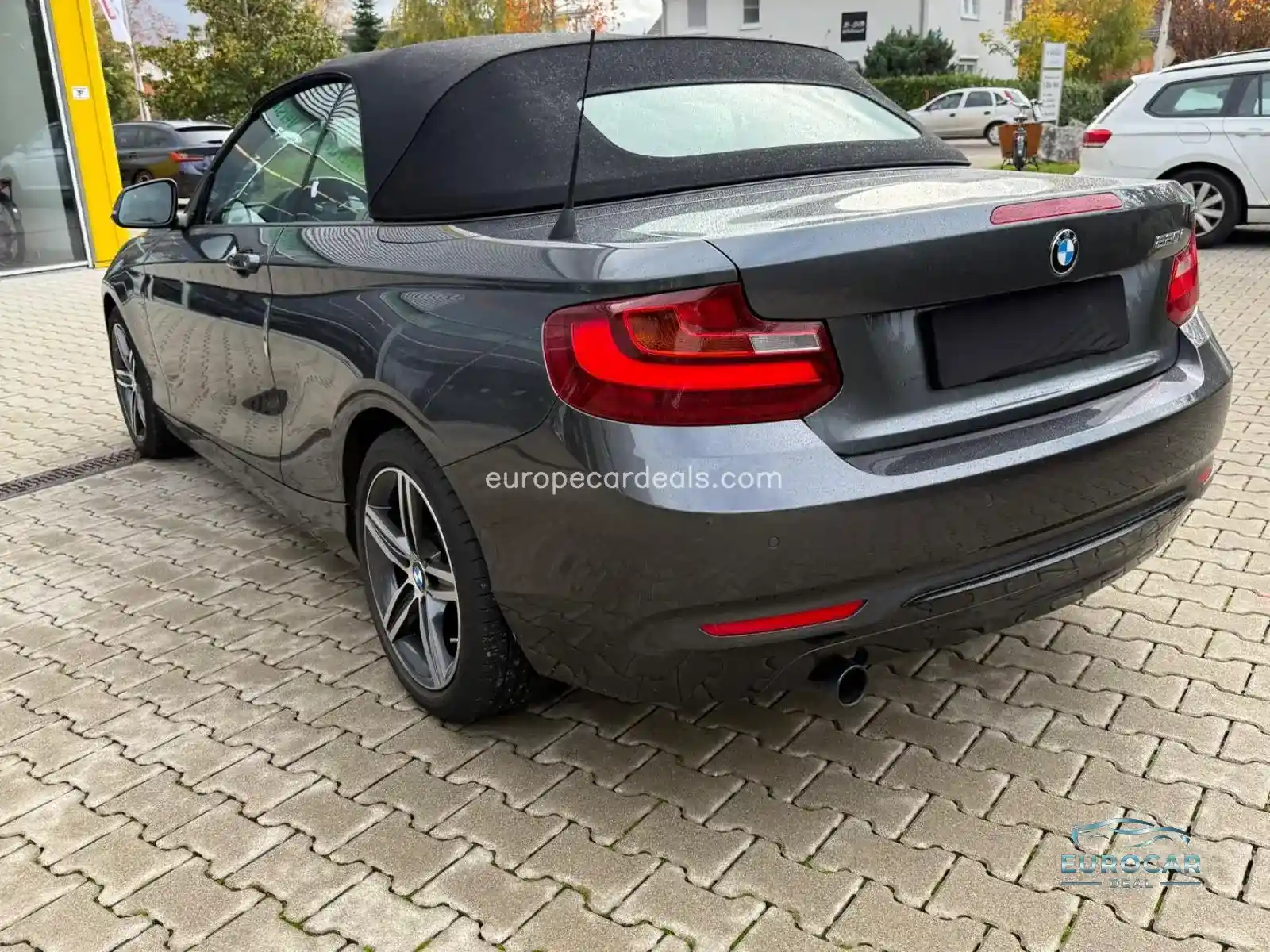 BMW 220