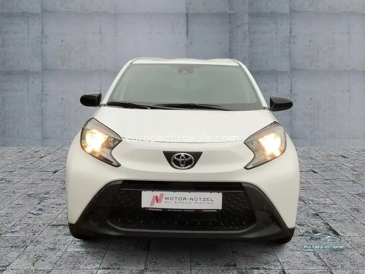 Toyota Aygo (X)