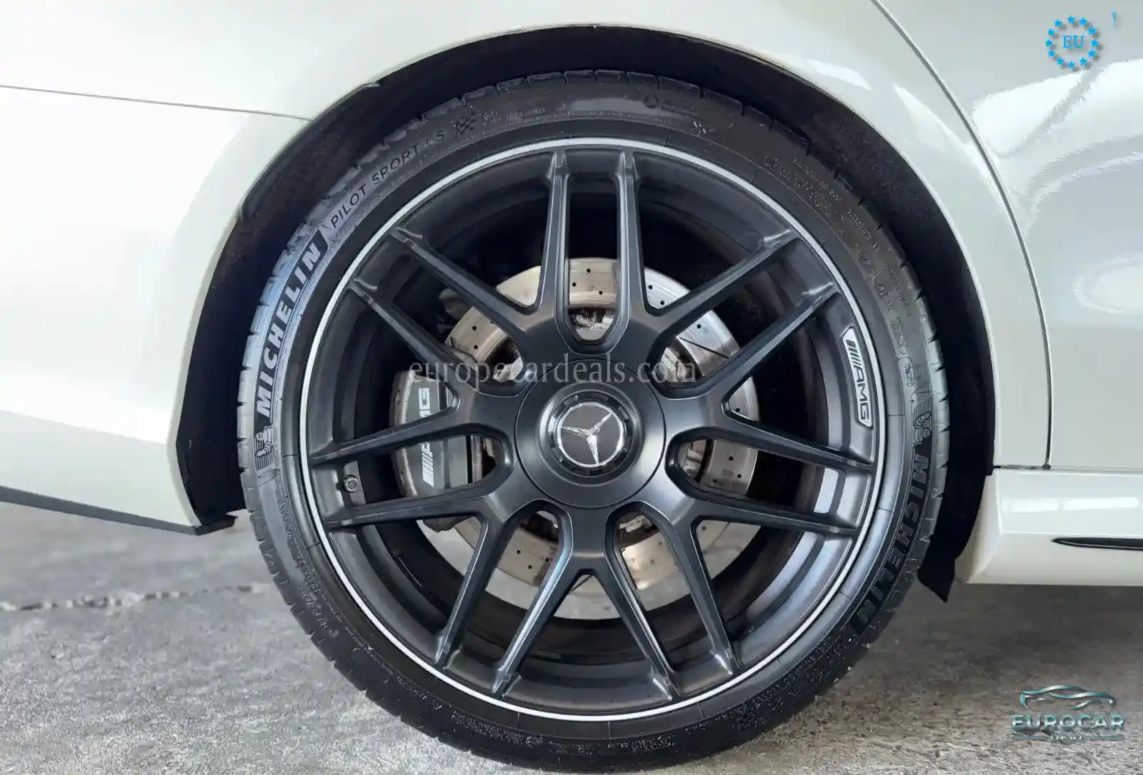 Mercedes-Benz E 63 AMG
