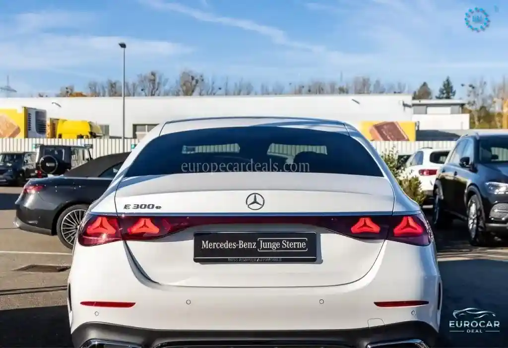 Mercedes-Benz E 300