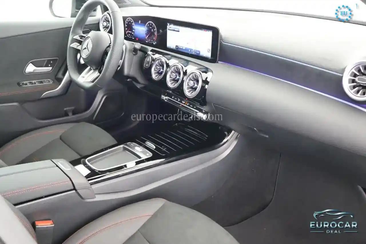 Mercedes-Benz A 35 AMG