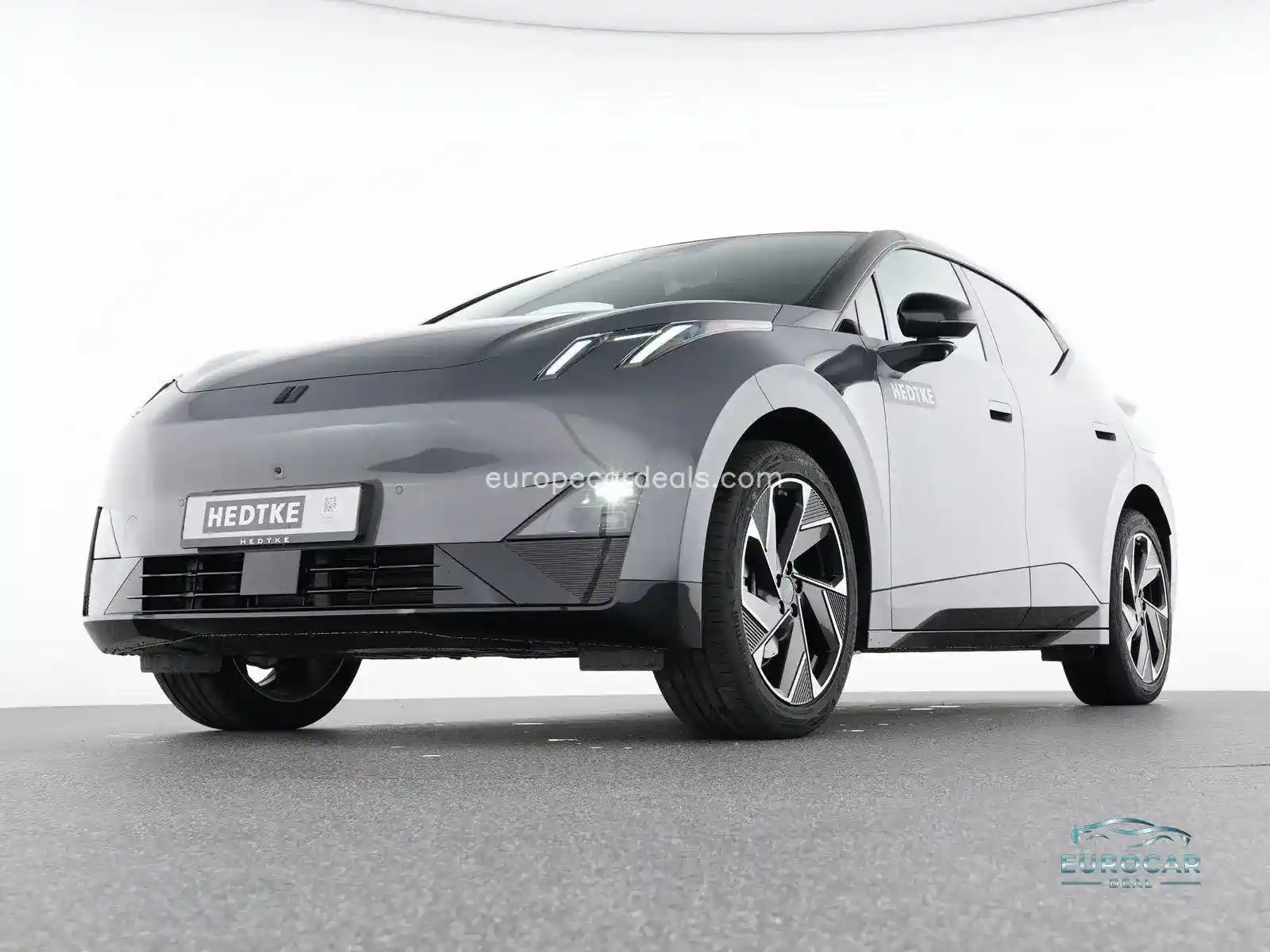Lynk&Co 02