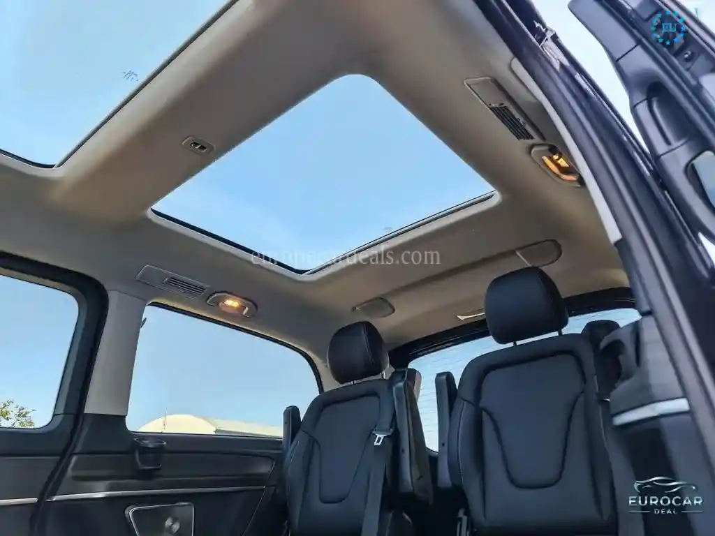 Mercedes-Benz V 250
