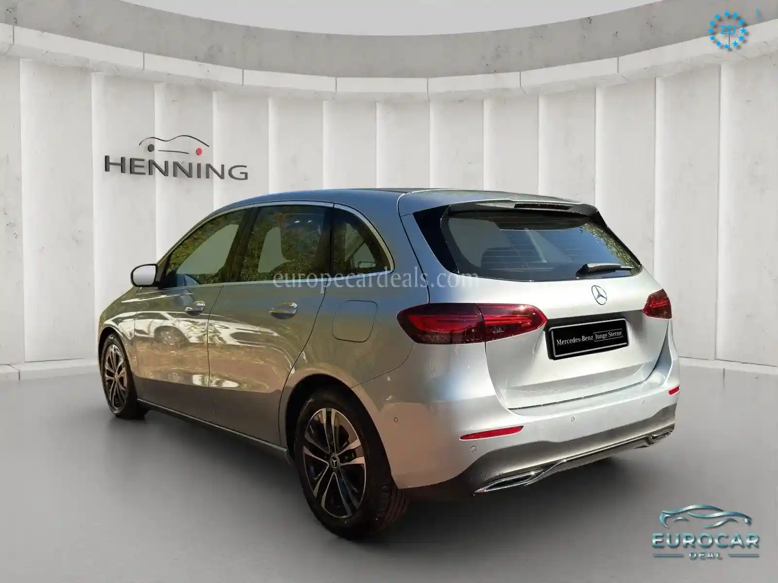 Mercedes-Benz B 180