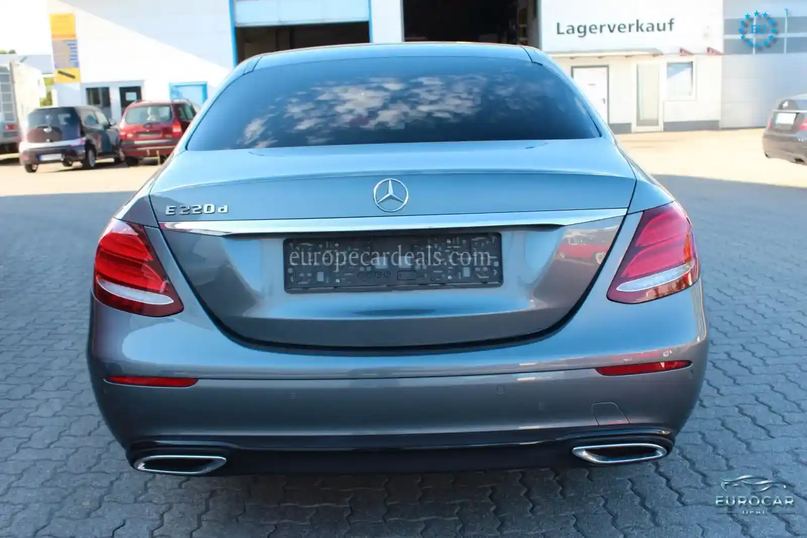 Mercedes-Benz E 220