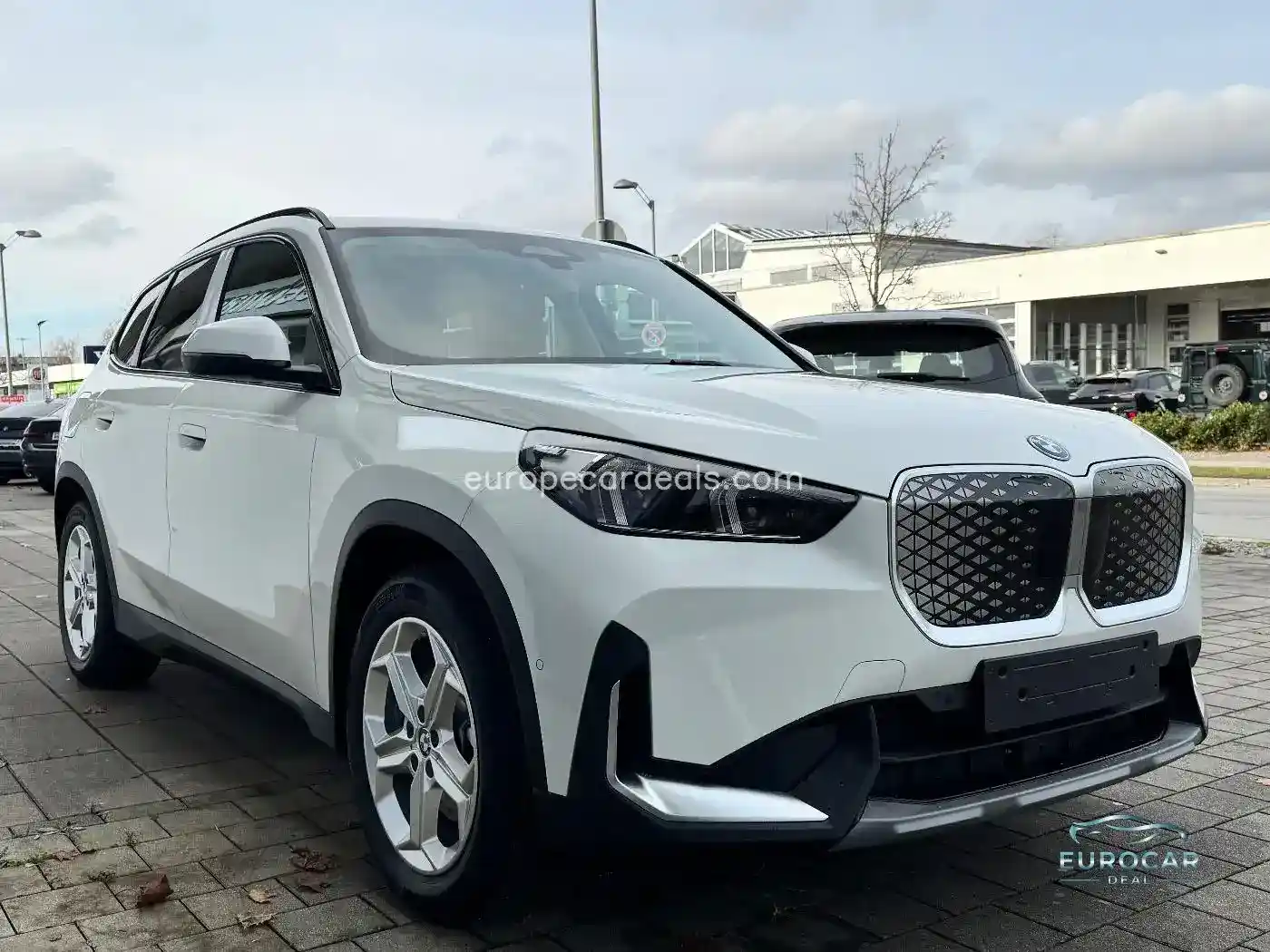 BMW iX1