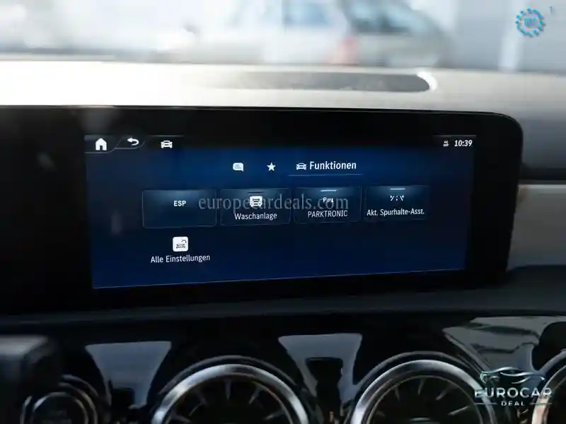 Mercedes-Benz A 220