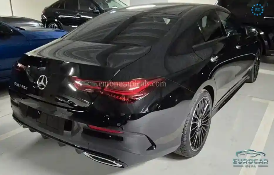 Mercedes-Benz CLA 220
