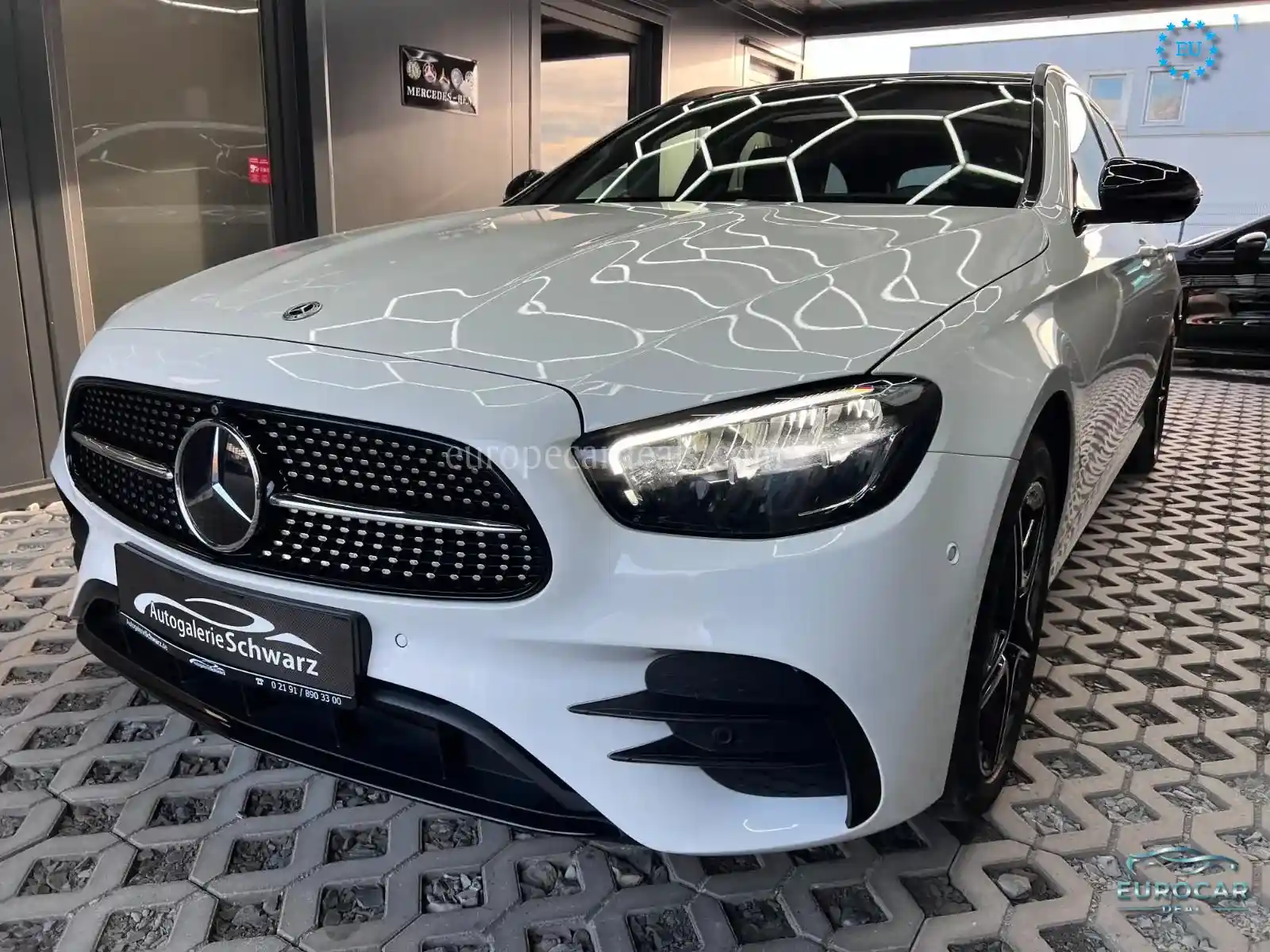 Mercedes-Benz E 300