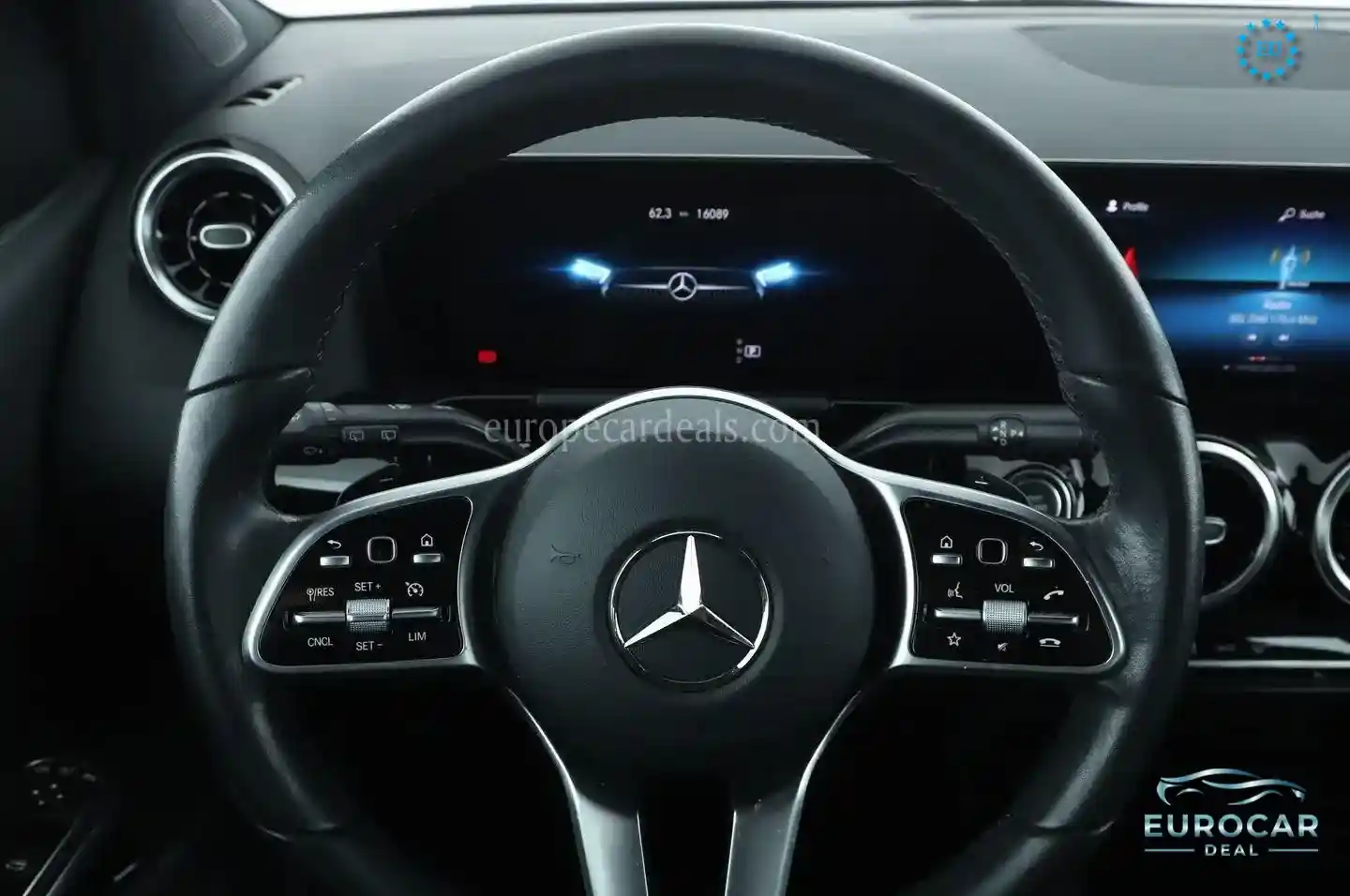 Mercedes-Benz B 220
