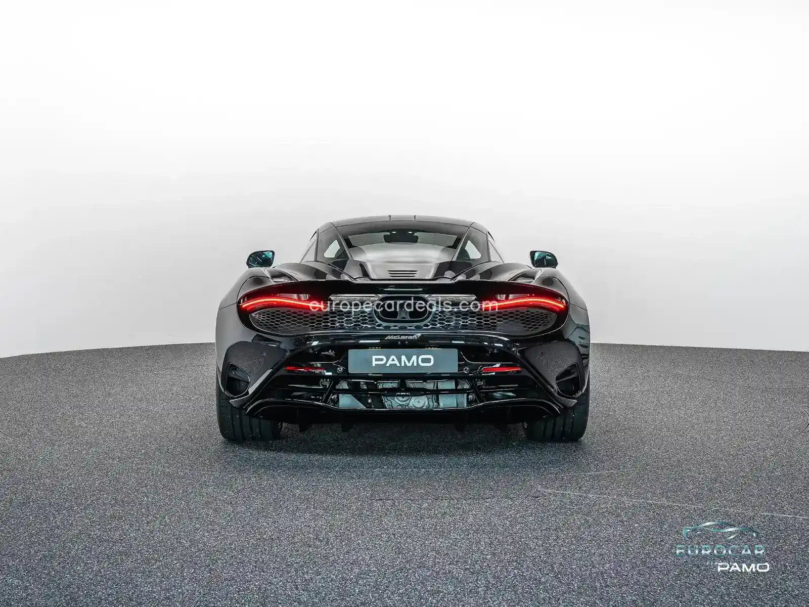 McLaren 750S