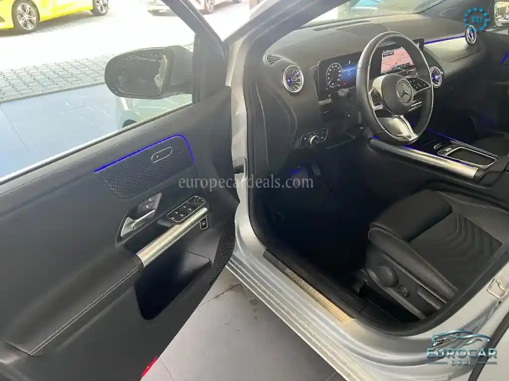 Mercedes-Benz B 200