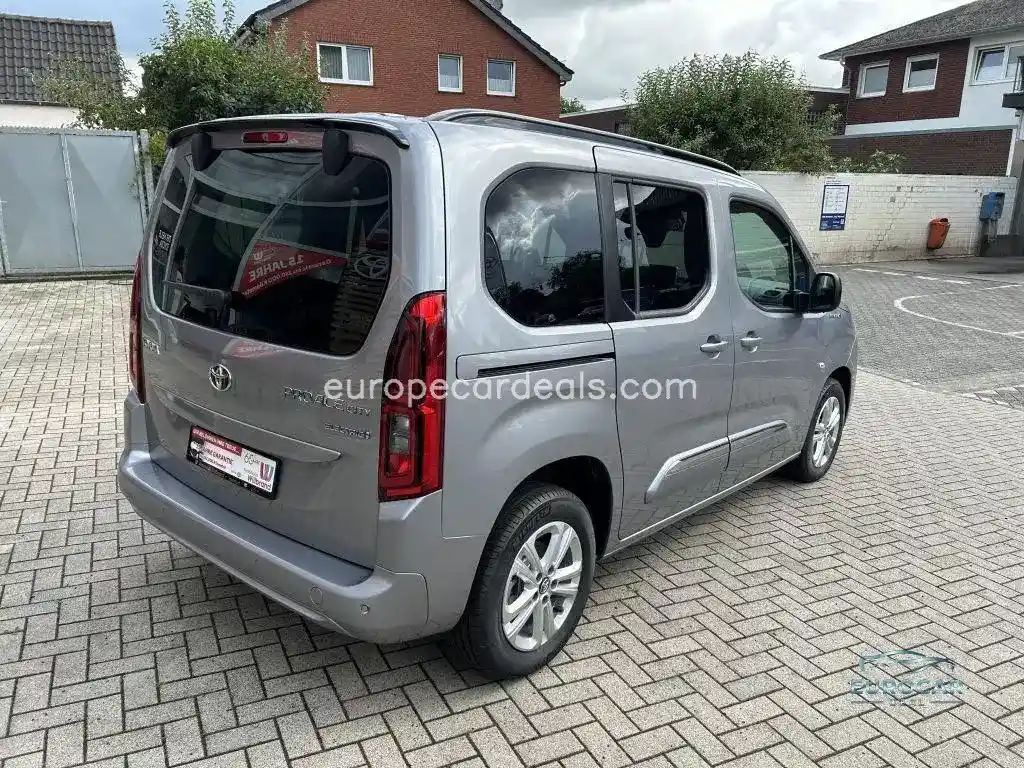 Toyota Proace City