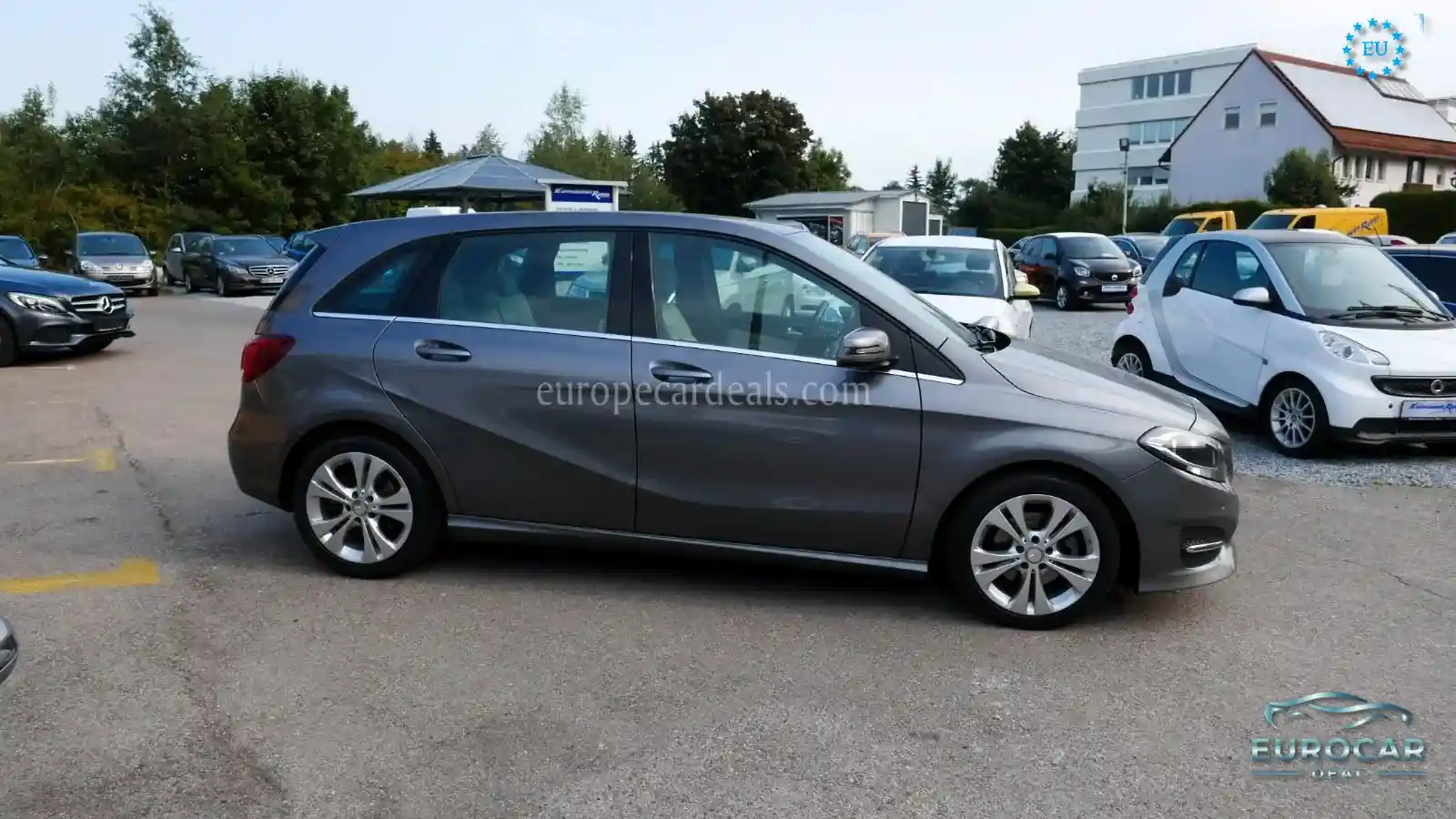 Mercedes-Benz B 180
