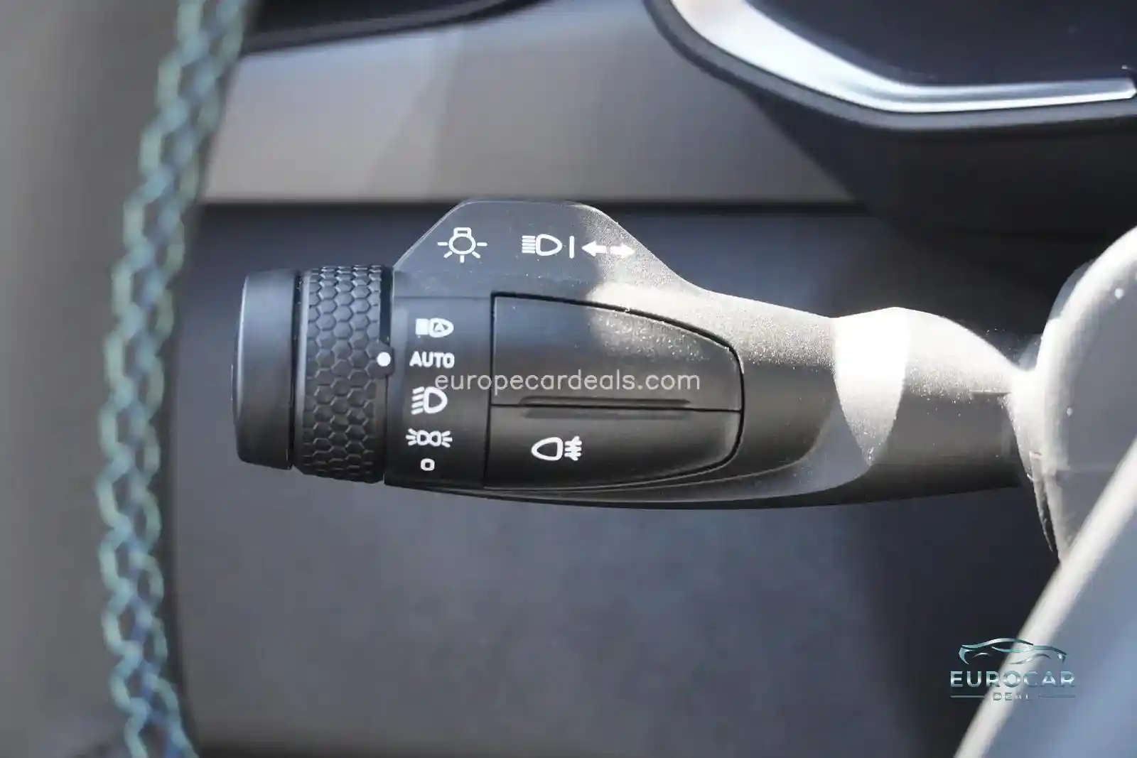 Lynk&Co 01