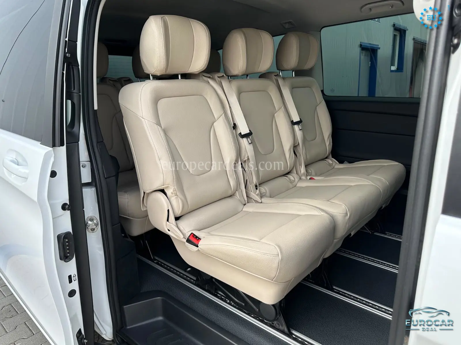 Mercedes-Benz V 220