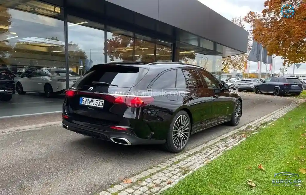 Mercedes-Benz E 300