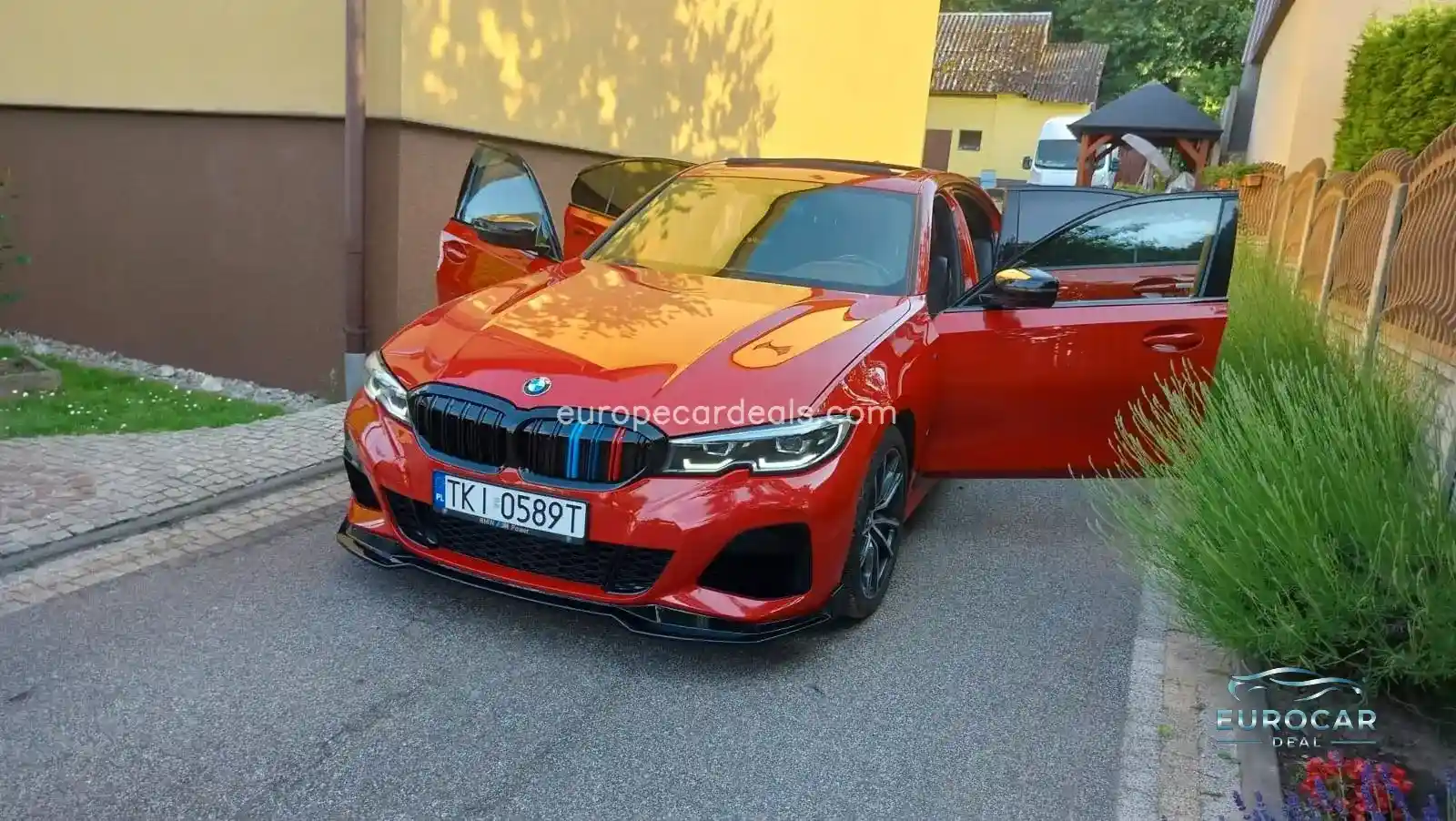 BMW 330