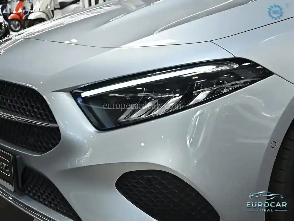 Mercedes-Benz A 200