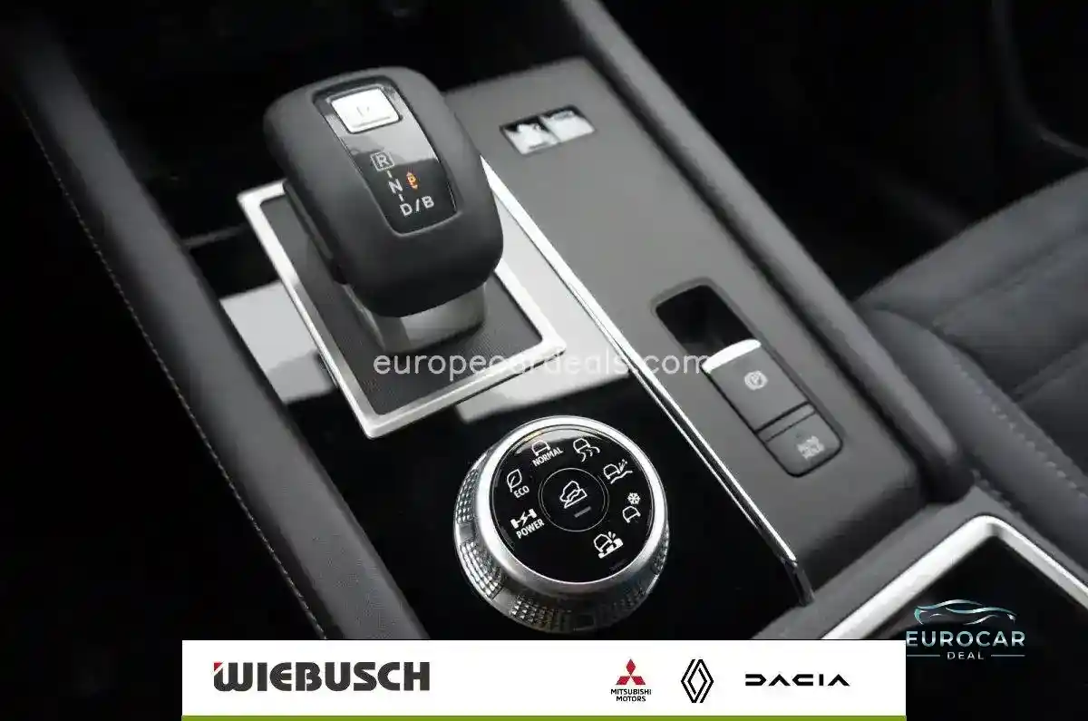 Mitsubishi Plug-in Hybrid Outlander