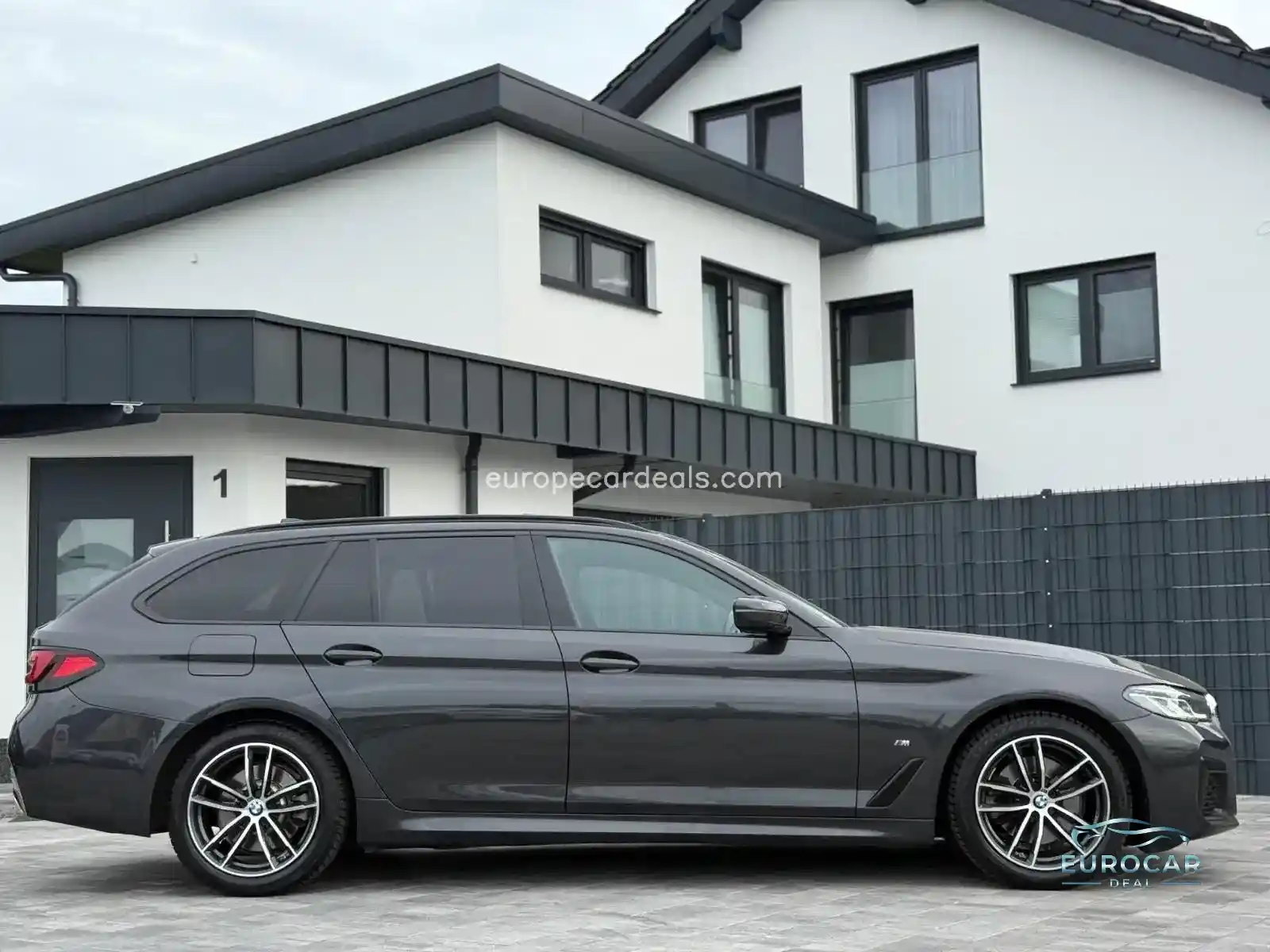 BMW 520