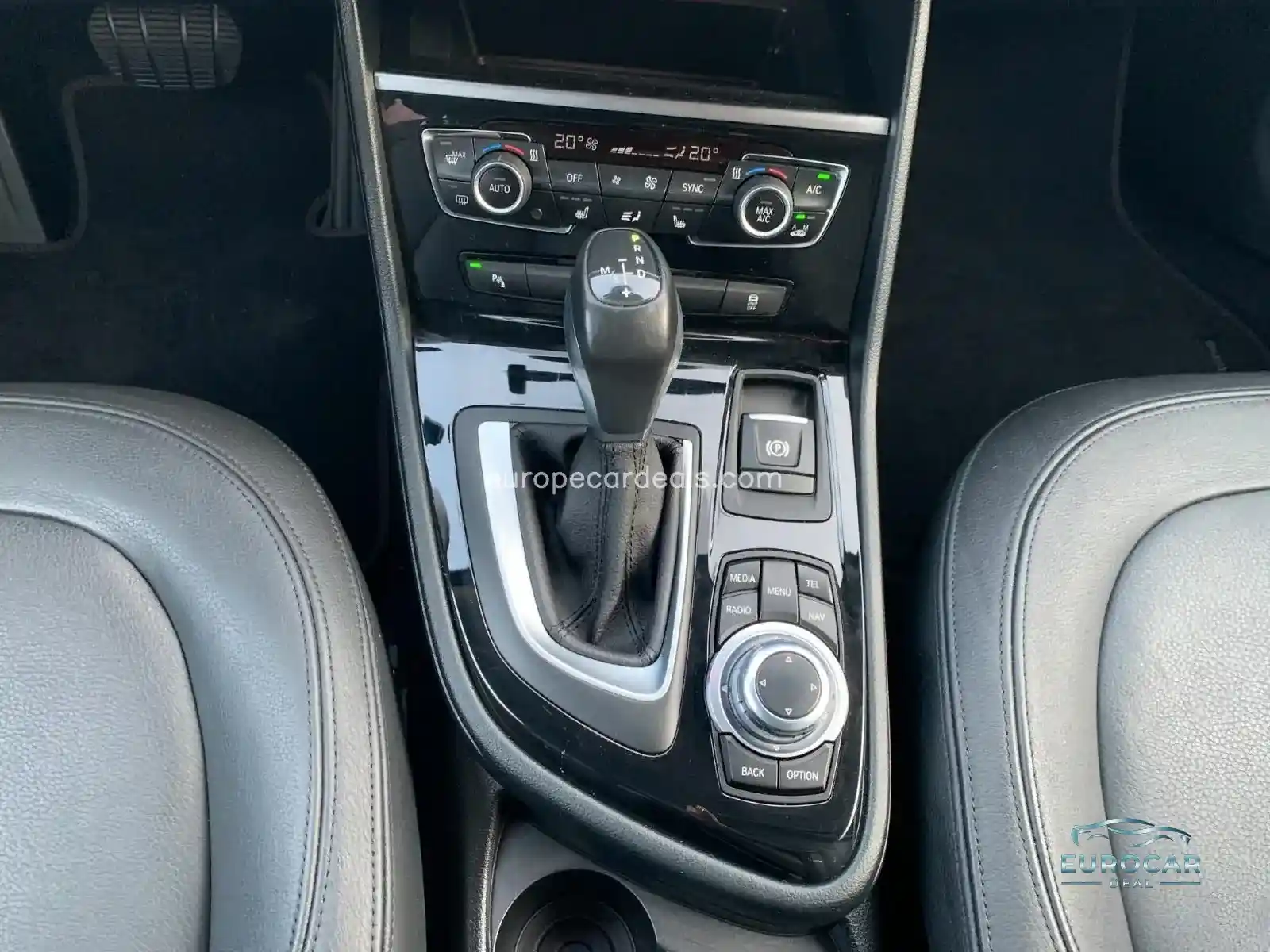 BMW 220