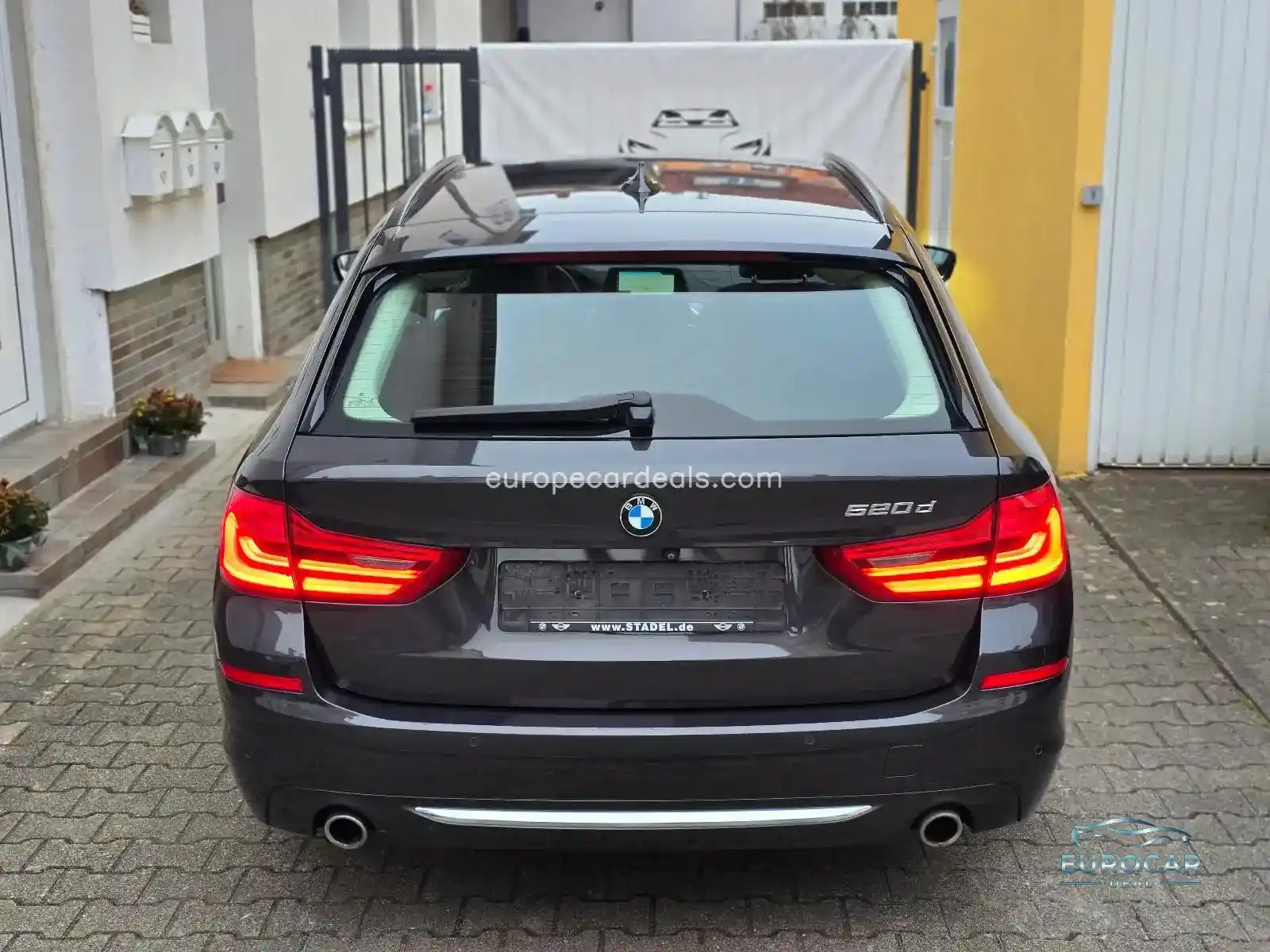 BMW 520