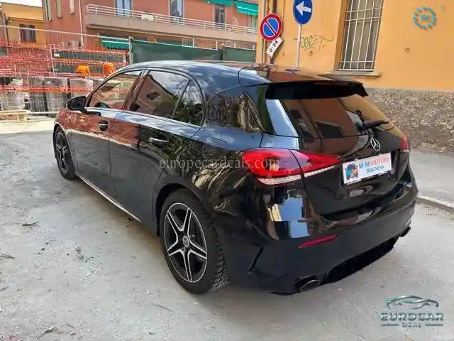 Mercedes-Benz A 220