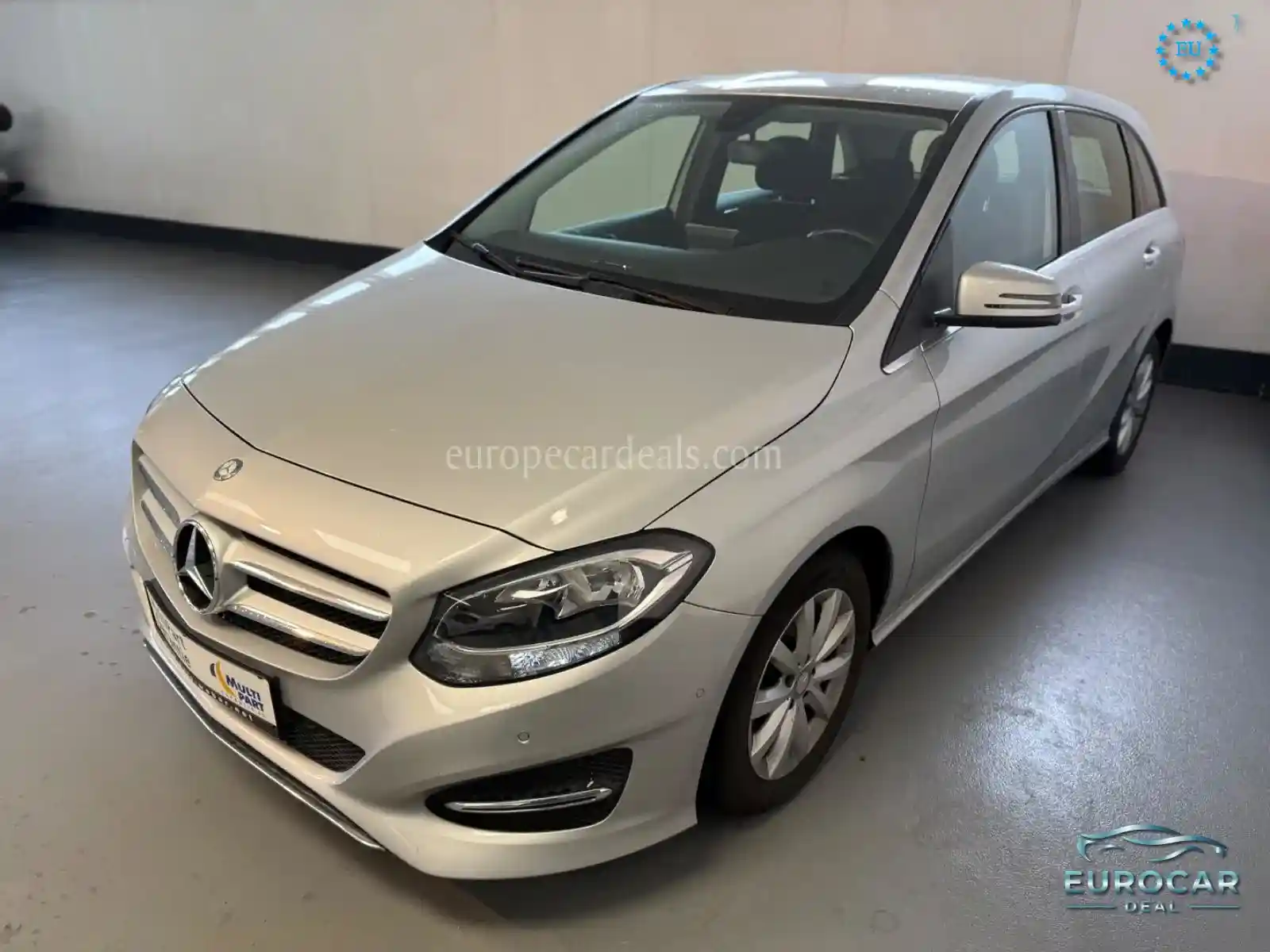 Mercedes-Benz B 180