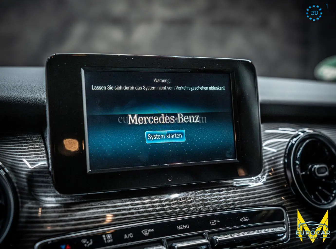 Mercedes-Benz V 220
