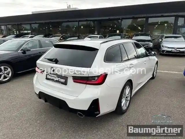 BMW 330