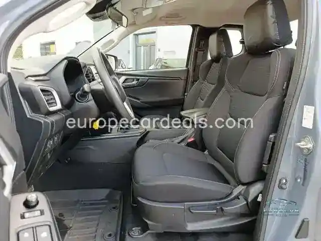 1.9l Space Cab 4×4 LS AT