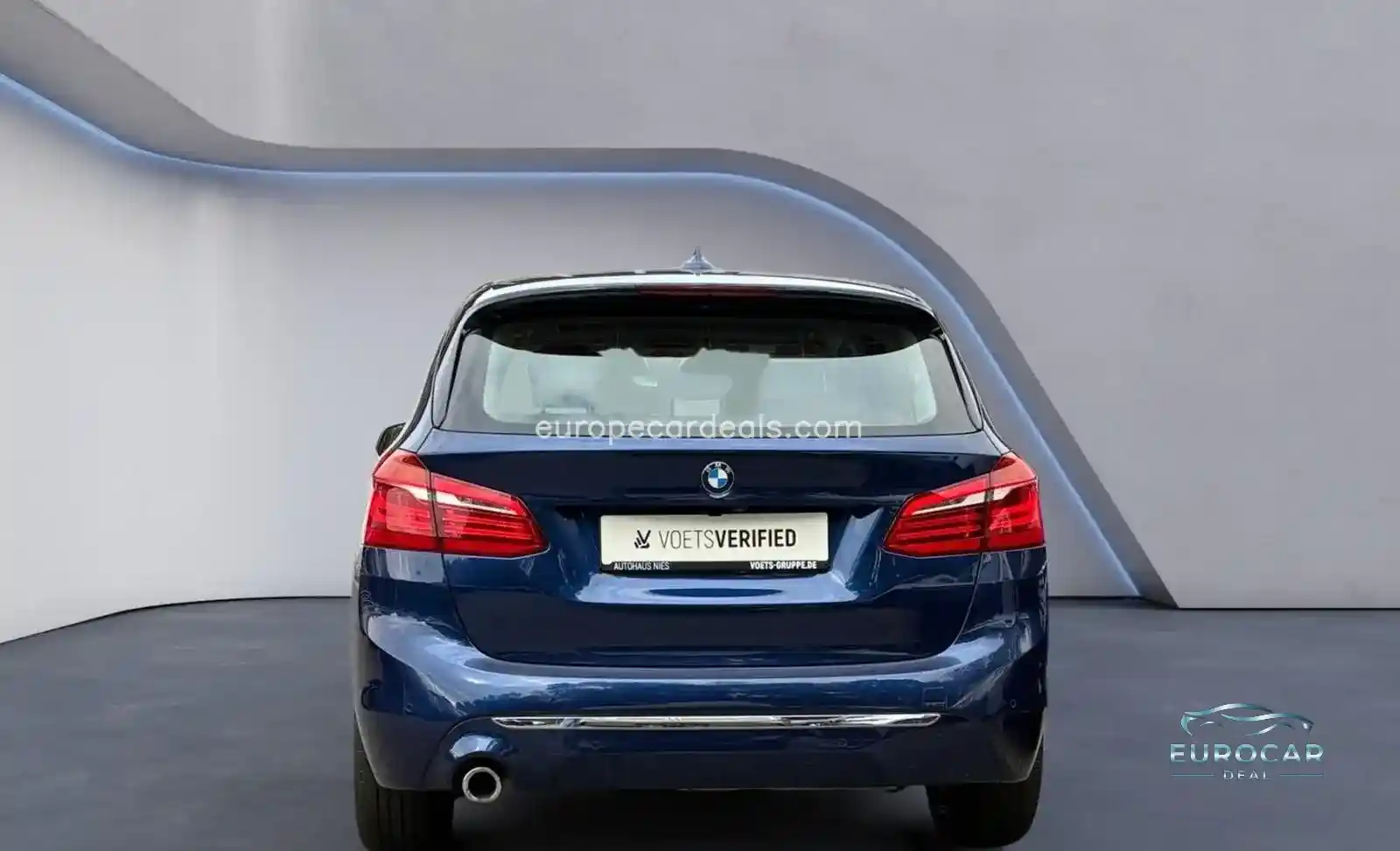 BMW 225