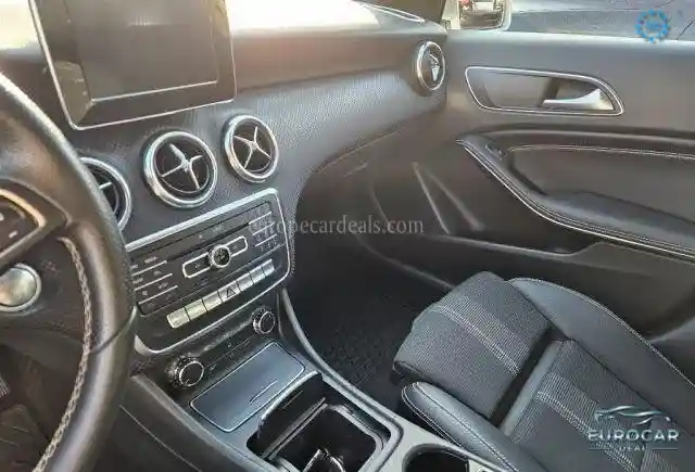 Mercedes-Benz A 160
