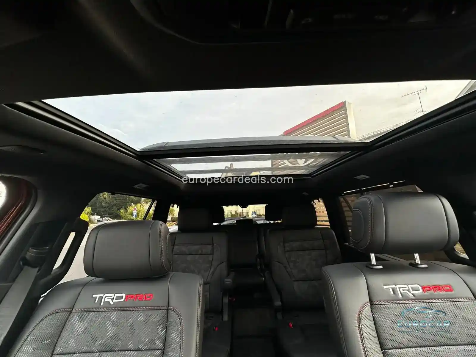 Toyota Sequoia