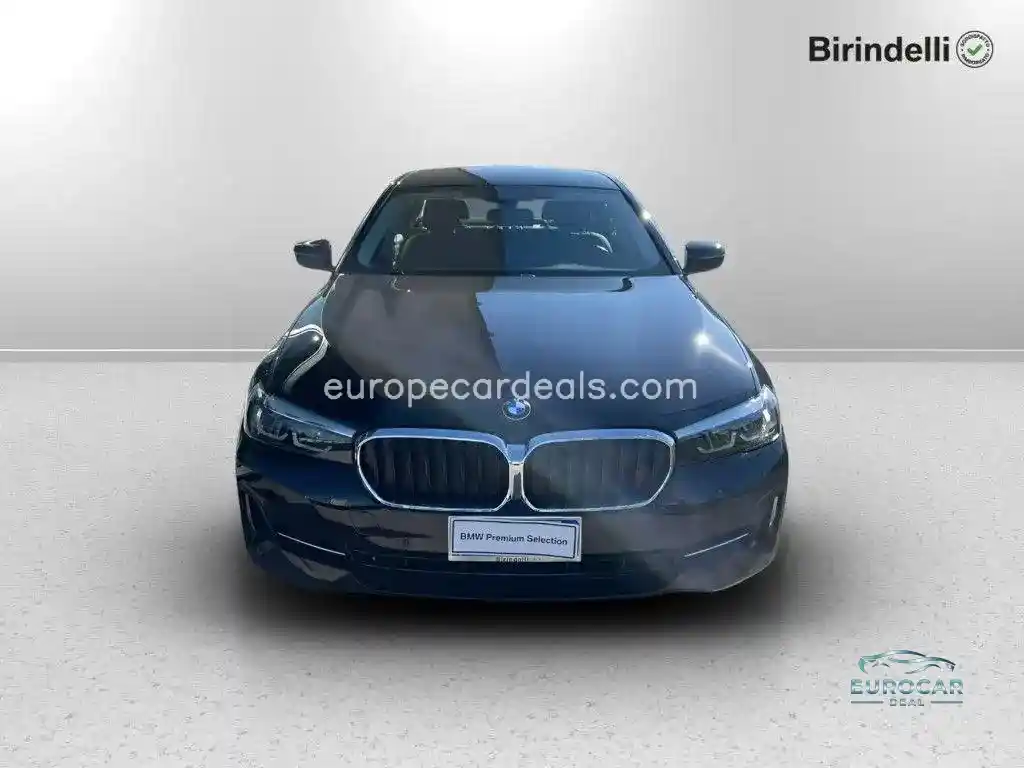 BMW 518