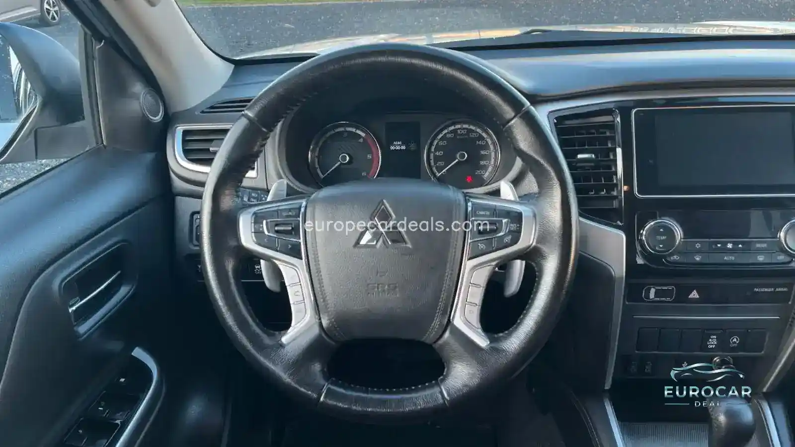 Mitsubishi L200