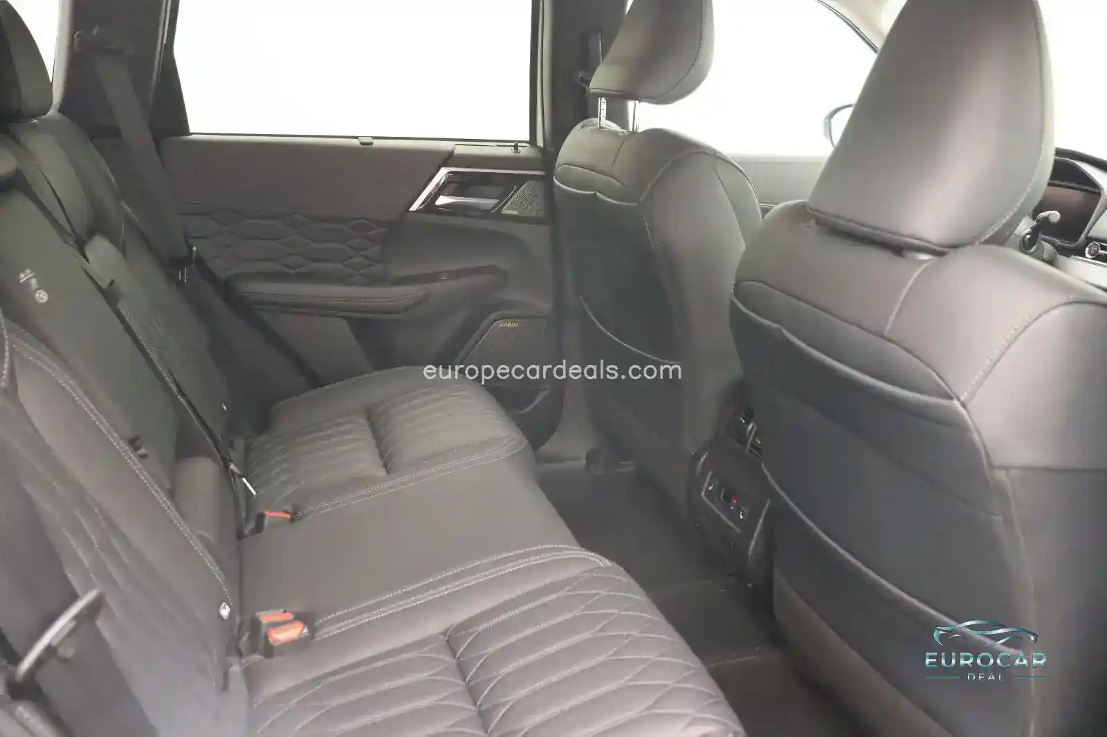 Mitsubishi Plug-in Hybrid Outlander