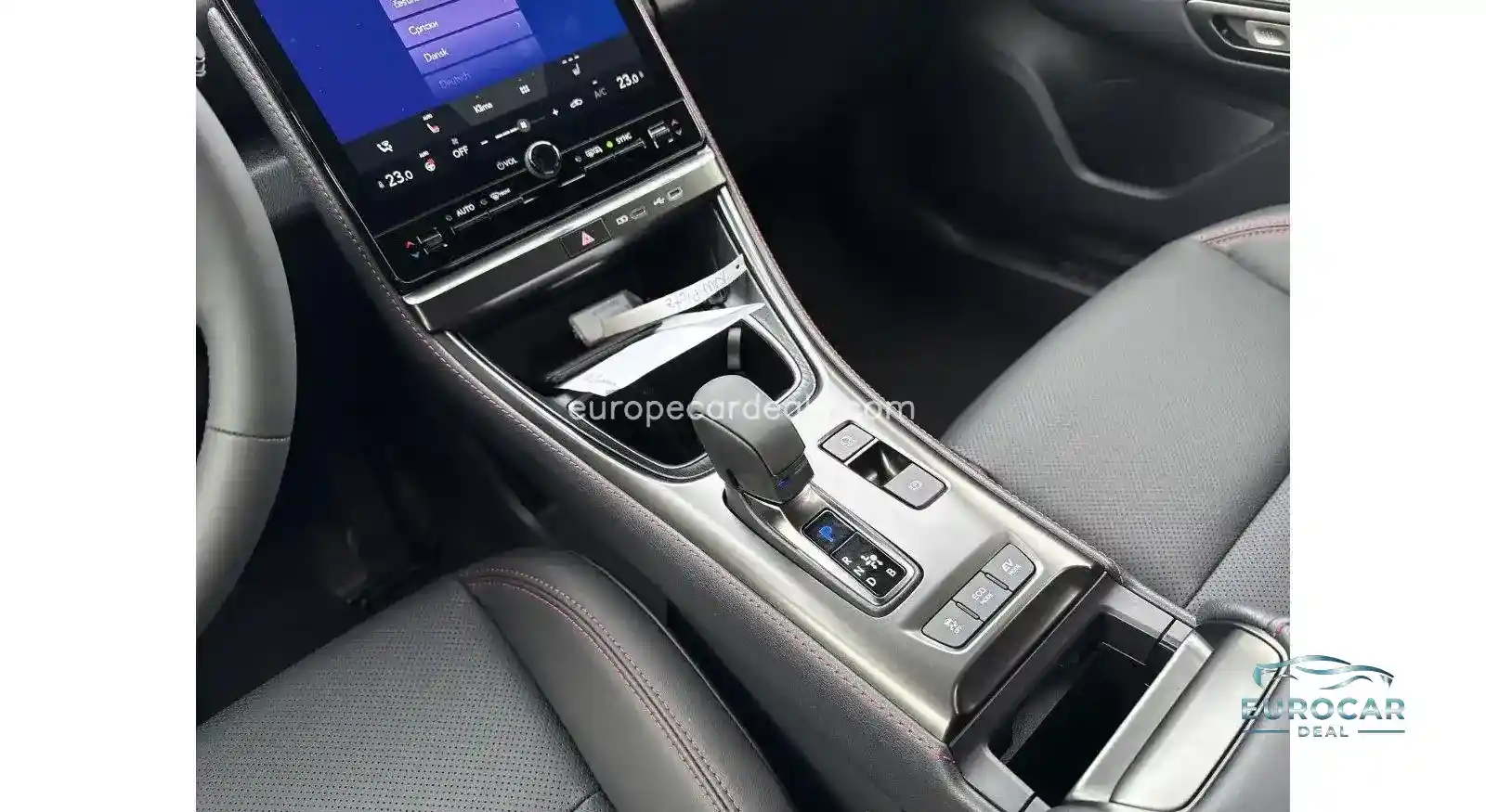 Lexus LBX